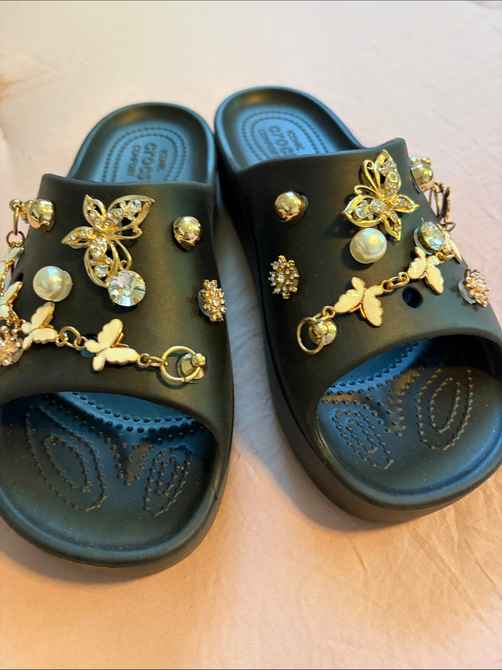 Crocs Rhinestone studded black sandals